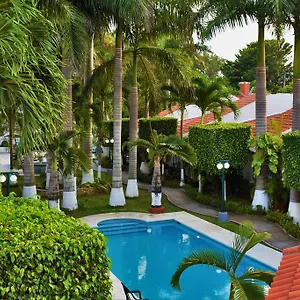 Tulipanes , Cancún Mexiko
